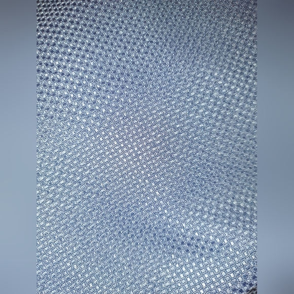 Tablecloth - Picture 3 of 3